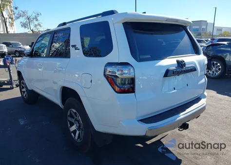 2022 Toyota 4Runner Trd Off Road Premium from USA, damaged, VIN JTERU5JR8N6075583